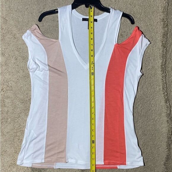 NWT MSRP $158 BCBGMAXAZRIA Women's Preslee Short Sleeve Top Women's Size Large - Picture 8 of 10